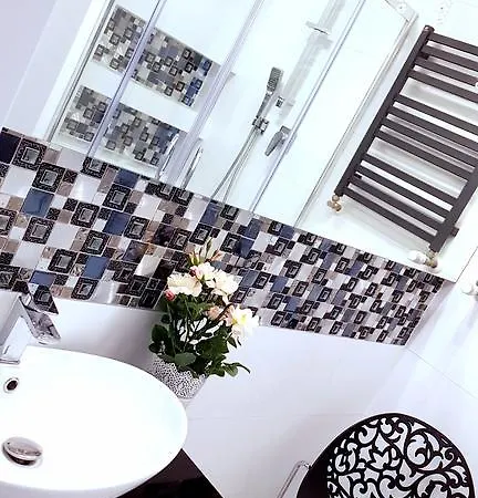 Golden Palace Emilii Plater 3 Διαμέρισμα *
