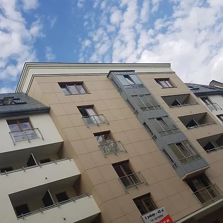 Golden Palace Emilii Plater 3 *